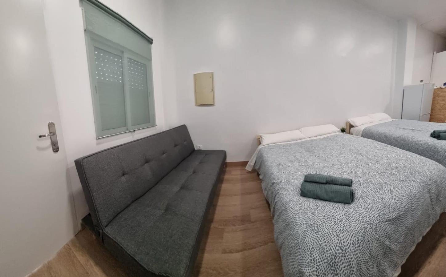 Estudio Familiar Con Jacuzzi Doble Séville